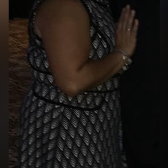 Perfect interview Dress - Picture 3 of 3